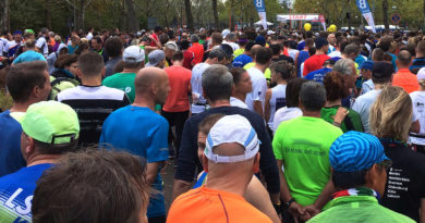 Baden-Marathon in Karlsruhe 2018 - Foto Hans-Jörg Ernst | Im Startfeld