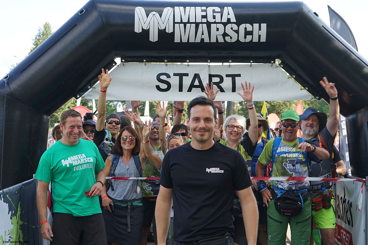 Megamarsch Start mit Marco Kamischke